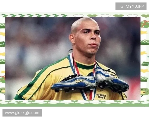 全球特级足球明星盘点及其辉煌成就解析